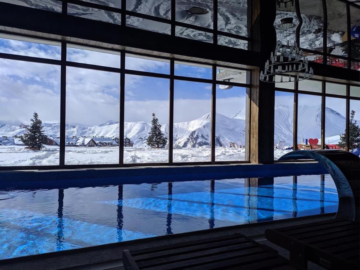 Apartment Alpine By Atrium, New Gudauri Exterior photo